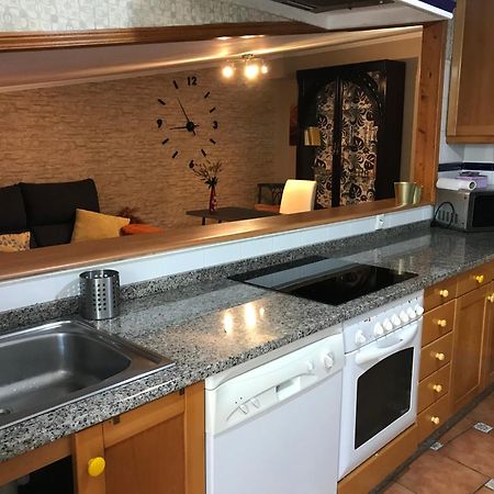 Apartamento Con Amplia Terraza Cerca Del Hospital Clinico Santiago de Compostela Dış mekan fotoğraf